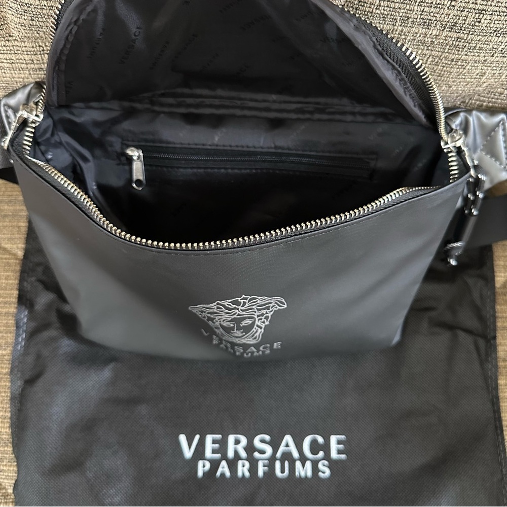 Versace fanny pack limited edition 💝
